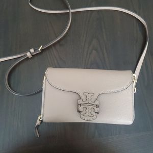 Tory Burch McGraw Wallet on Chain Crossbody